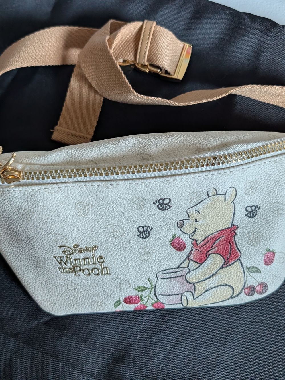 Winnie the Pooh Cream Crossbody Belt Bag